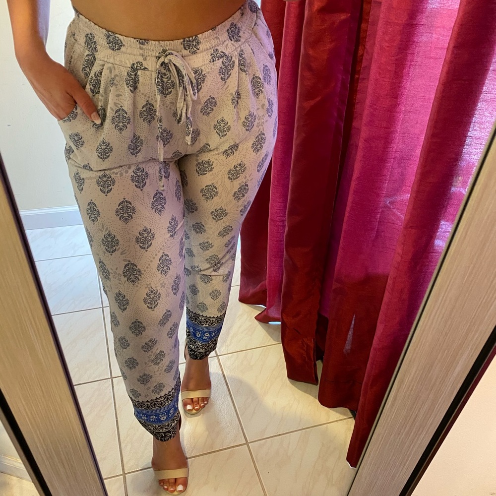 Printed pants